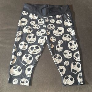 Women Nightmare Before Christmas Skulls Short Knee Length Leggings Size L/XL NEW